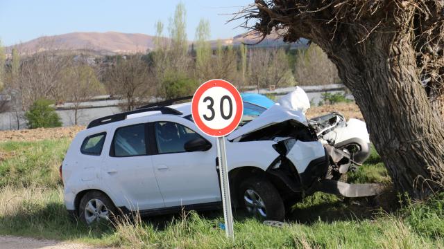 Elazığda trafik kazası: 2 yaralı