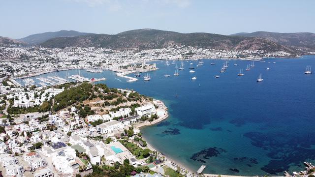 Turizmciler umutlu: Aşı uygulaması Türkiyeyi güvenli hale getirdi