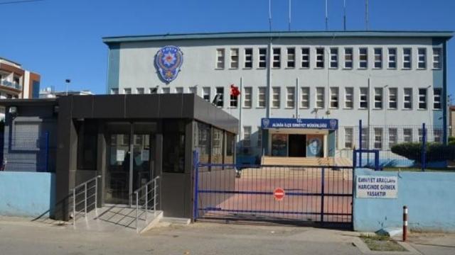 İzmirde 3 ayrı ticari taksi içerisinde 11 düzensiz göçmen yakalandı