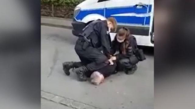 Almanyada Türk iş insanına polis şiddeti