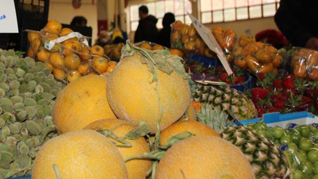 Sezonun ilk kavunu tezgahta 20 lira