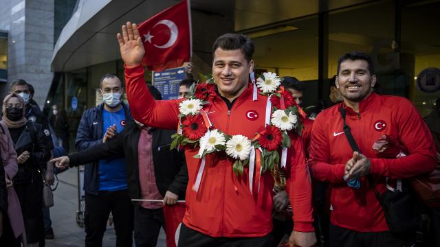 Rıza Kayaalp ve Murat Fırat coşkuyla karşılandı