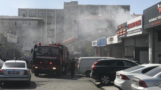Ataşehirde oto tamirhanesinde yangın
