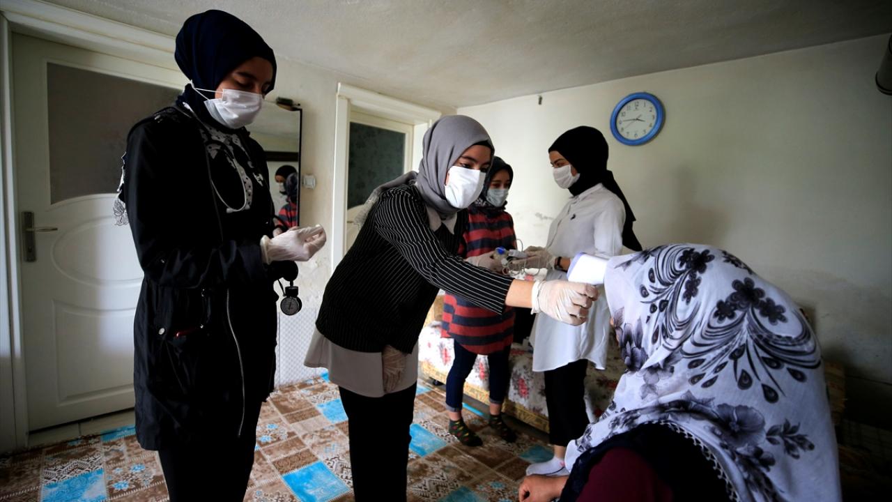 "Toplumda yardımlaşma duygusunun artmasına vesile oluyoruz"