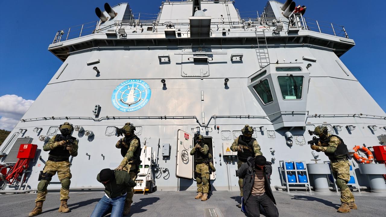 "Mavi Vatan ve ötesinde her görev için daima hazır"