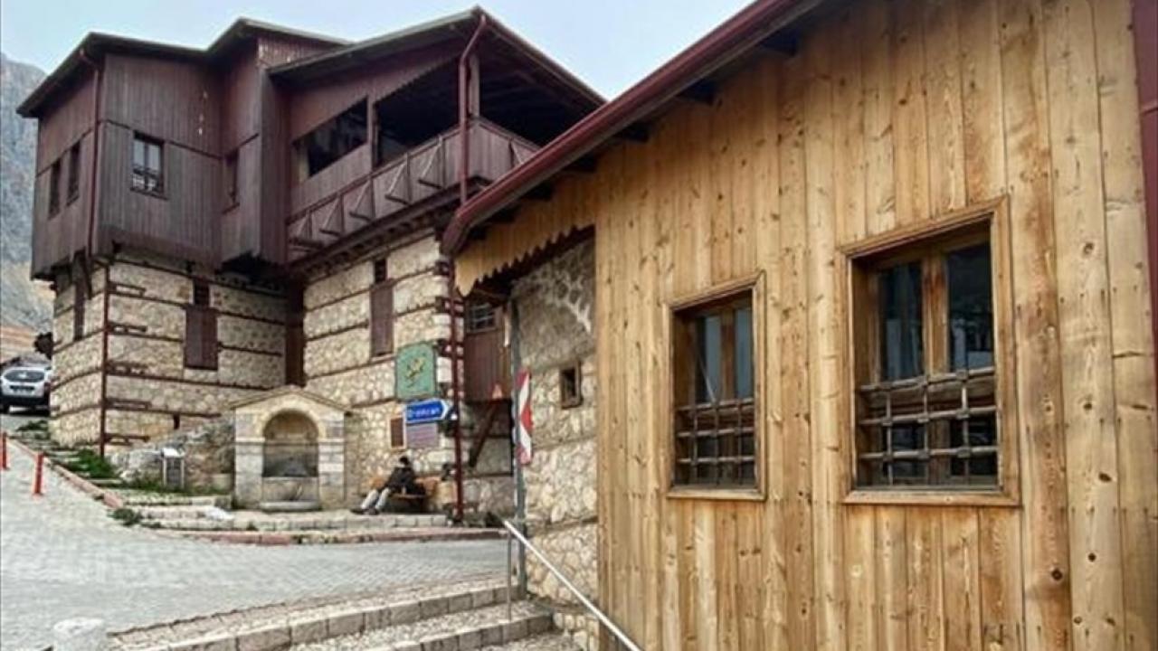 Kemaliye Tarihi Kenti