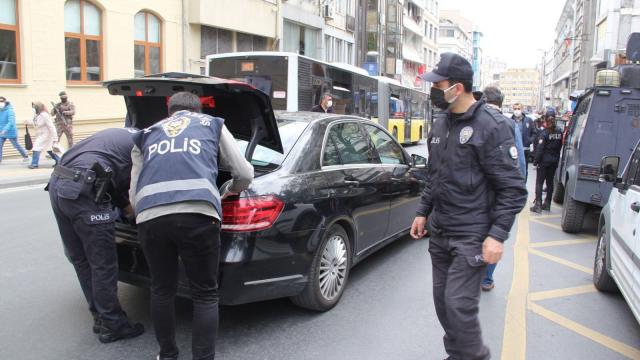 Yeditepe Huzur uygulamasında 383 kişi yakalandı