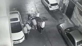 Gürültü uyarısı yaptıkları komşuları tarafından darbedildiler