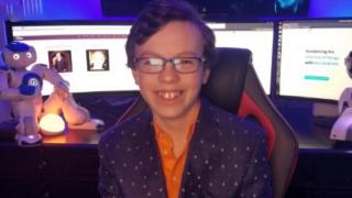 12 yaşında hem lise hem de üniversiteden mezun olmaya hazırlanıyor