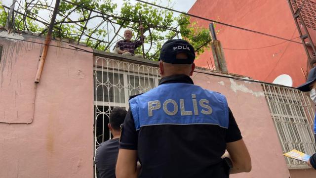 Adanada polis, sulama kanallarındaki boğulma vakalarına karşı vatandaşı bilgilendirdi