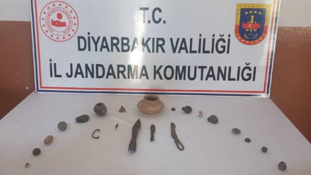 Diyarbakırda 21 tarihi eser ele geçirildi