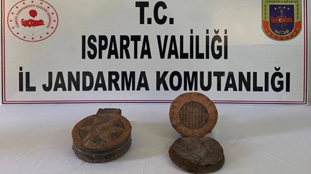 1500 yıllık Tevratı satmak isteyen 5 kişi yakalandı