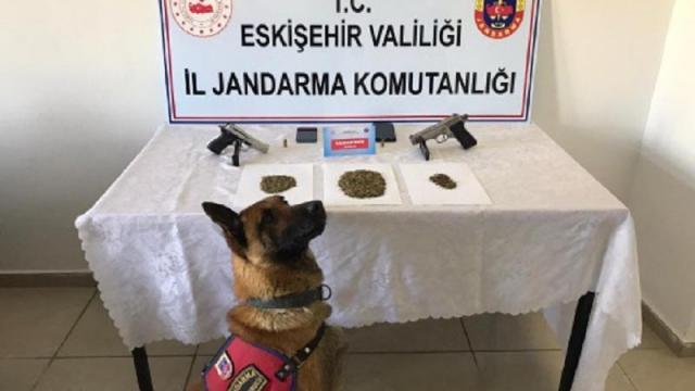 Eskişehirde uyuşturucu operasyonu: 5 gözaltı