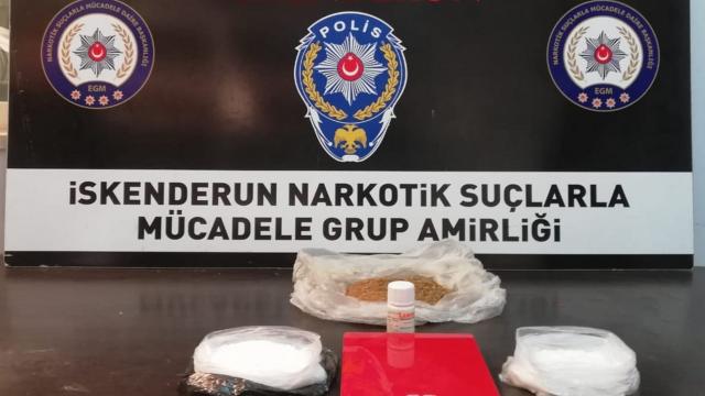 Hatayda uyuşturucu operasyonu: 2 gözaltı