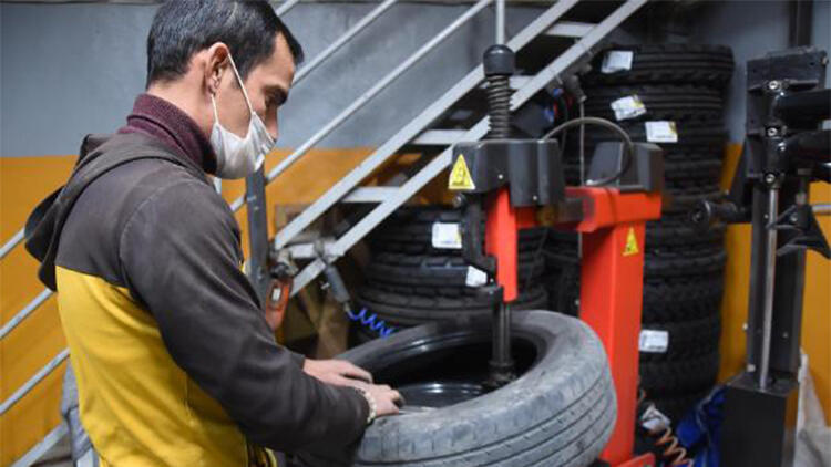 TARIMSAL ARAÇLARIN TAMİR BAKIM ATÖLYELERİ İLE OTO TAMİRCİLERİ SOKAĞA ÇIKMA KISITLAMASINDAN MUAF MIDIR?