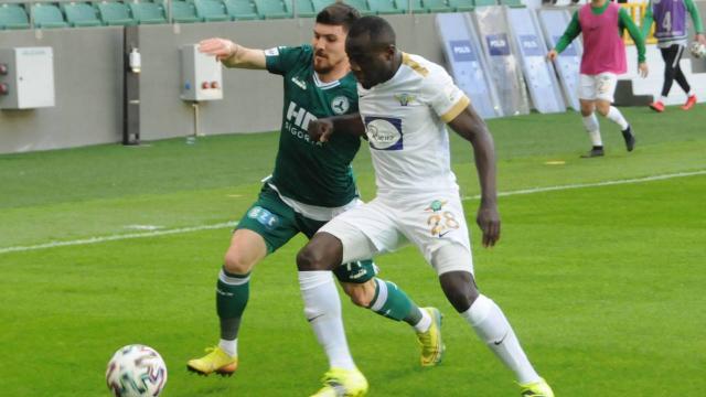 Akhisarspor TFF 1. Lige veda etti