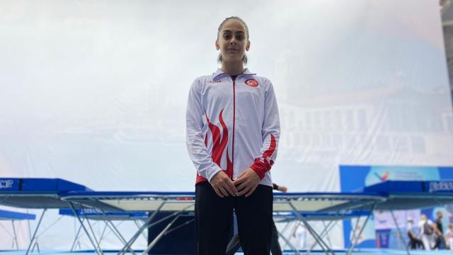 Milli sporcu Elif Çolaktan bir ilk