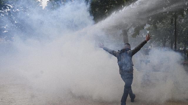 Fransadaki 1 Mayıs gösterilerinde 39 kişi gözaltına alındı