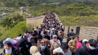 5 günlük tatilde Çin Seddi ziyaretçi akınına uğradı