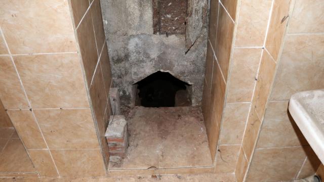 Gaziantepte metruk evden kuyumcu dükkanlarına doğru tünel kazan zanlılar suçüstü yakalandı