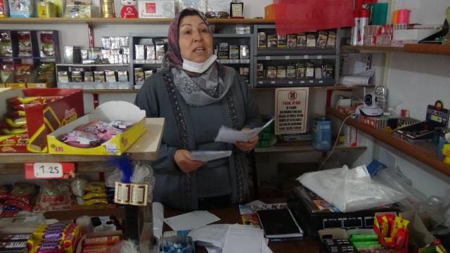 Gurbetçi hayırseverler bakkalın "veresiye defterini" satın alıp borçları sildirdi