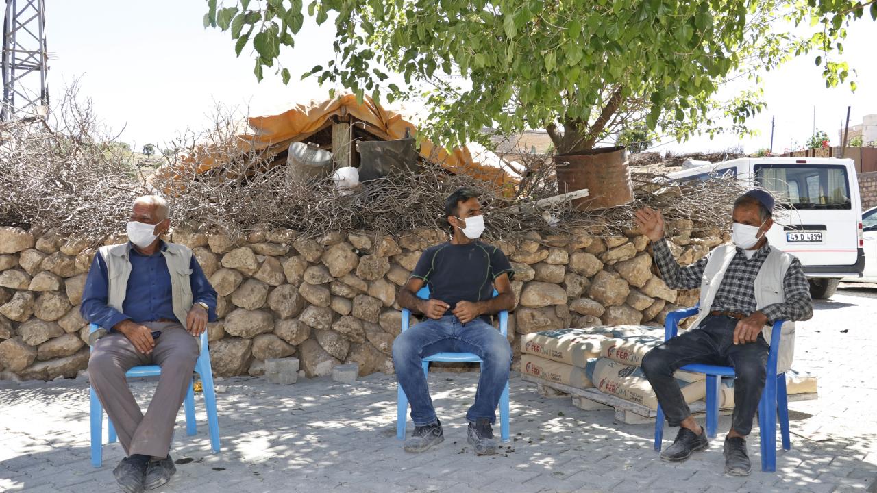 "Fazla gezmiyoruz, kurallara uyuyoruz"