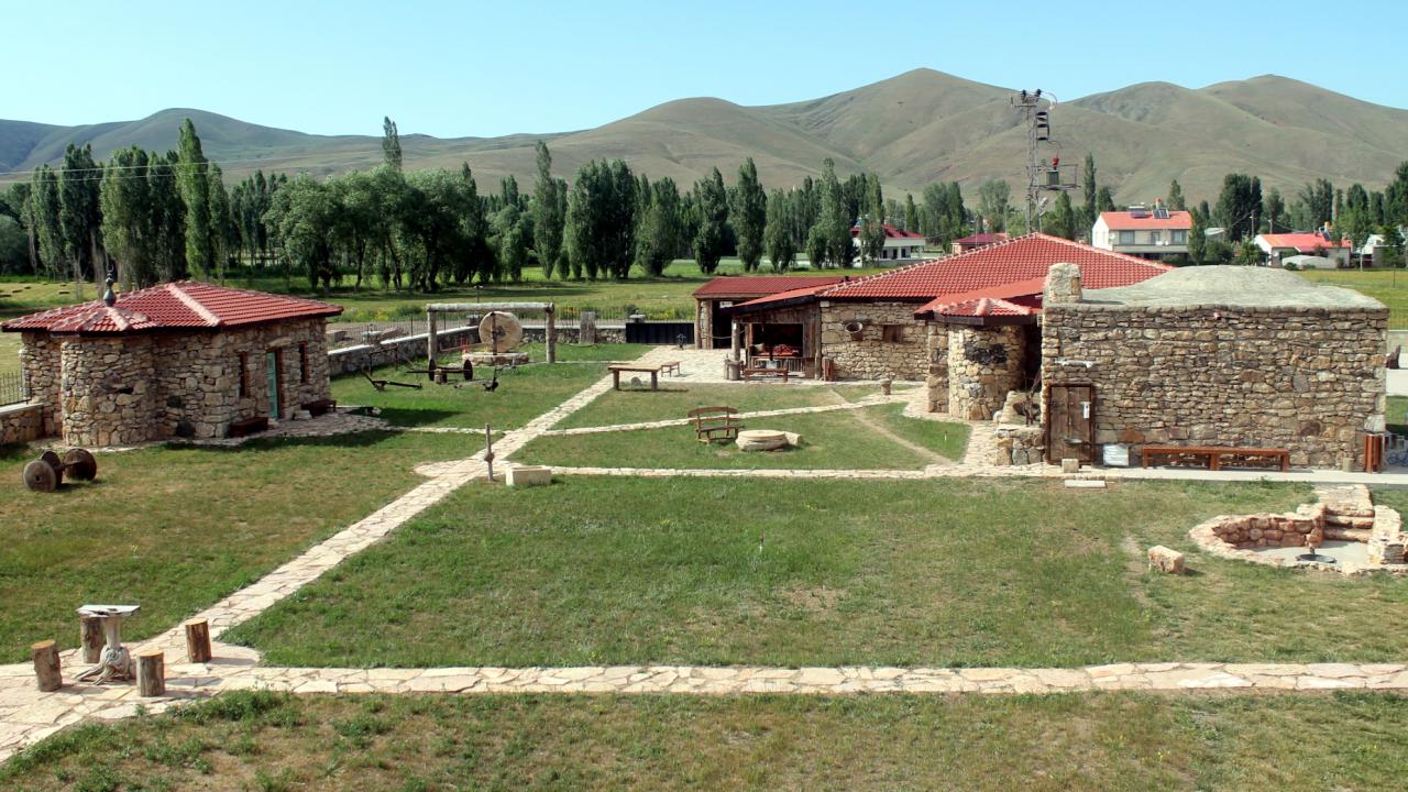 Bayburt Kenan Yavuz Etnografya Müzesi