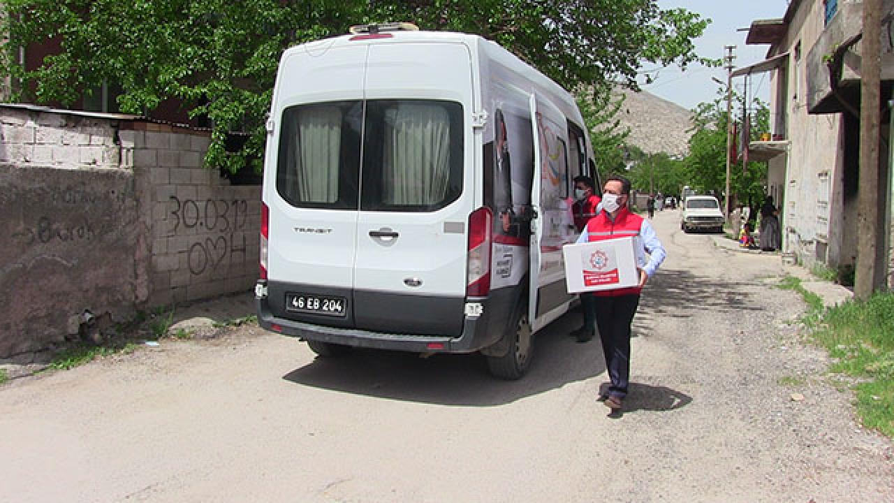 Elbistan Belediyesinden ihtiyaç sahibi ailelere yardım