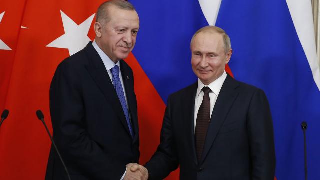 Erdoğan ve Putin, Sputnik V aşısının tedarikini görüştü