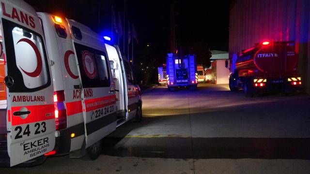 Bursada fabrika yangını: 6 işçi dumandan etkilendi