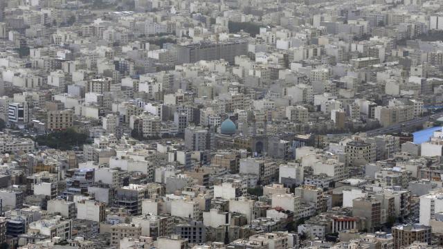 İsviçreli diplomat, İranda yaşadığı binadan düşerek hayatını kaybetti