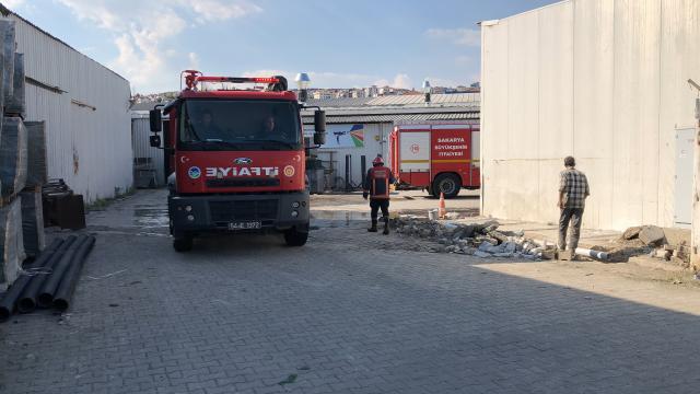 Sakaryada boya atölyesinde yangın çıktı