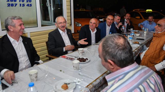 CHP Genel Başkanı Kemal Kılıçdaroğlu taksi esnafıyla iftar yaptı