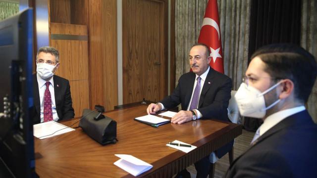 Bakan Çavuşoğlu, Almanya İçişleri Bakanı ile görüştü