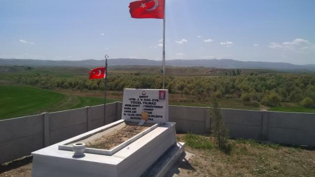 Yerköyde şehit Yücel Yılmazın mezarında çevre düzenlemesi yapıldı