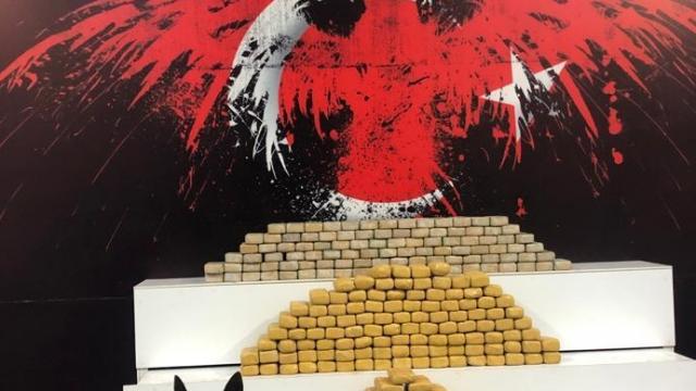 Kocaelide kamyonette 139 kilo 350 gram eroin ele geçirildi, 4 şüpheli gözaltına alındı