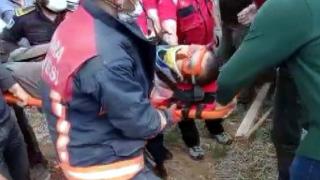 Kazdığı çukura düştü, 2,5 saatte kurtarıldı