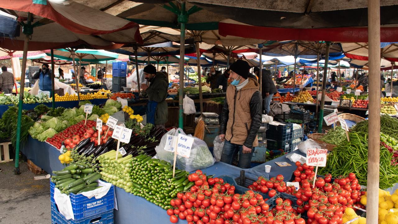 ÜRÜNLERE TEMAS EDİLMEYECEK