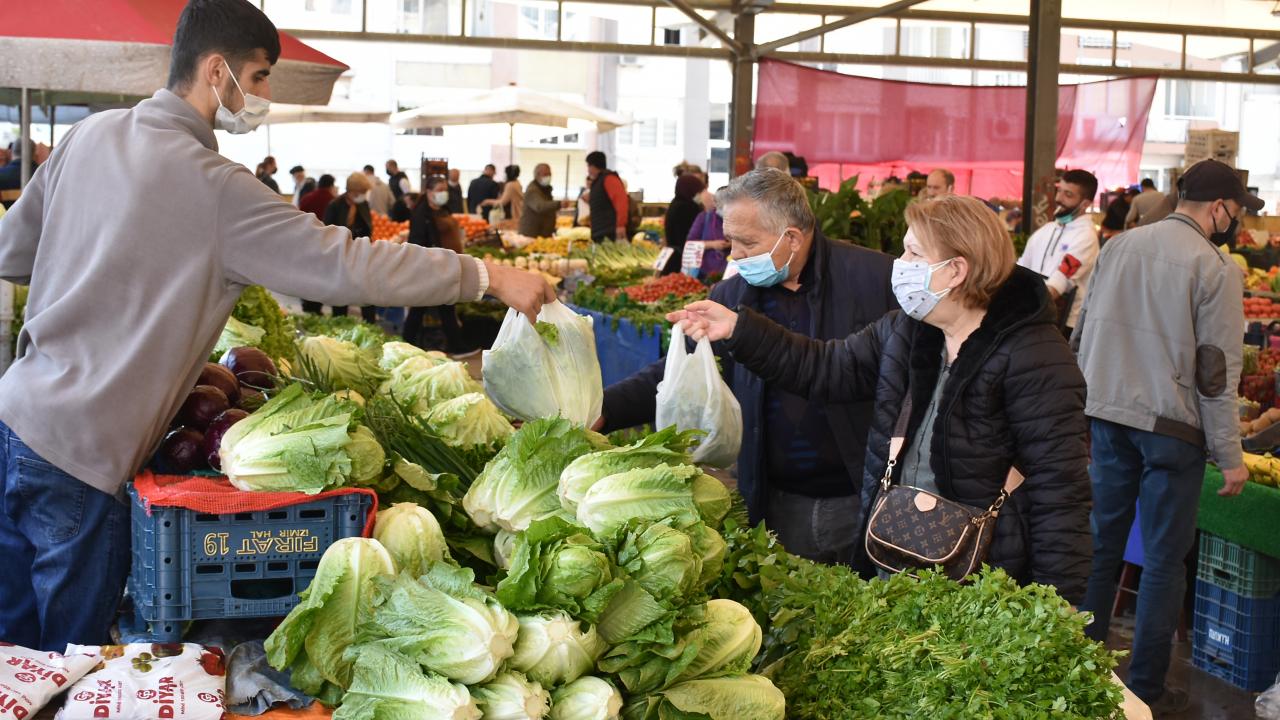 PAZARCILAR SOKAK KISITLAMASINDAN MUAF
