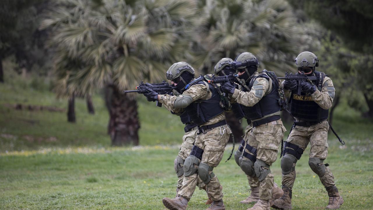 "Timsah" gücü yurt dışında da görev alıyor