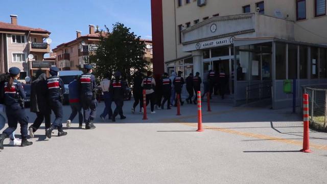 Afyonkarahisarda organize suç örgütü operasyonu: 11 tutuklama