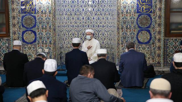 Kadir Gecesi tüm yurtta idrak edildi