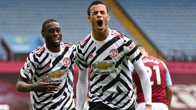 Manchester United geriden gelerek kazandı