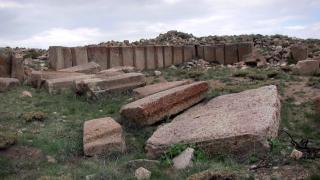 Dağın zirvesinde 2 bin 800 yıllık bir antik kent: Tabal Krallığı Antik Kenti