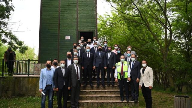 Bakan Pakdemirli, Kuşcenneti Milli Parkını ziyaret etti