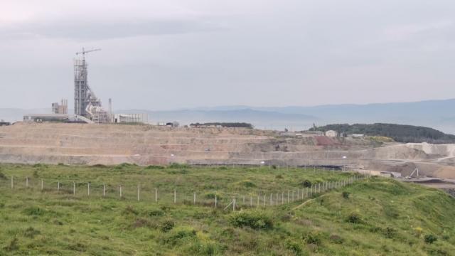 Kocaelide çimento fabrikasında yangın çıktı