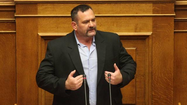 Dokunulmazlığı kaldırılan Yunanistanlı AP milletvekili ülkesine iade edilecek
