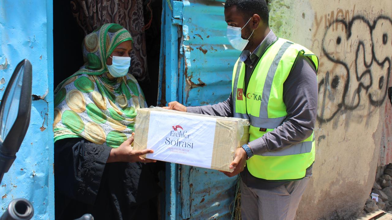 "Erenler Sofrası" Balkanlar`da ihtiyaç sahiplerine ulaştı