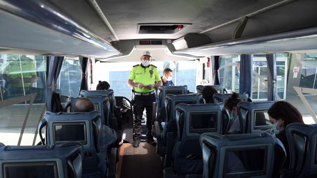 Samsun-Ankara kara yolunda tam kapanma nedeniyle bayram haftasında araç sayısı düştü