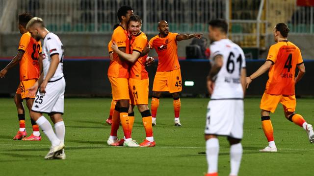 Galatasaray zirveye ortak oldu